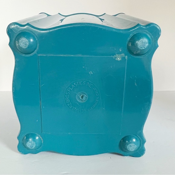 VINTAGE 1950’s turquoise blue scalloped edge plastic trashcan waste basket - Picture 6 of 8